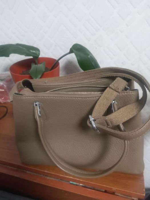 Продам Сумку в отличном состоянии