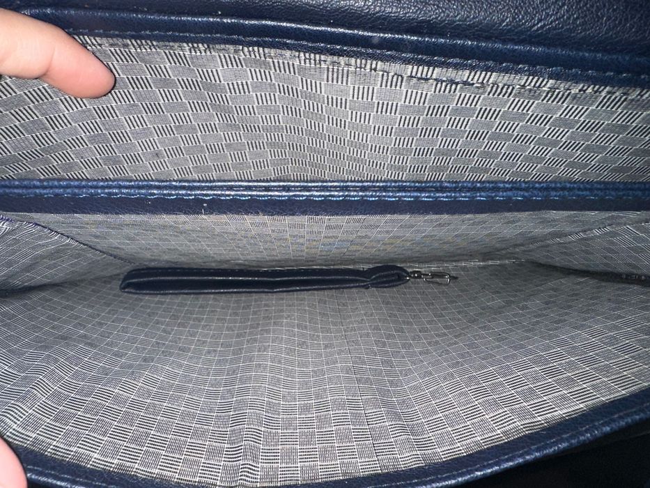 Официална чанта/протмоне.