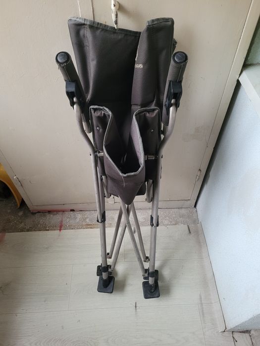 Scaun pescuit in stare buna