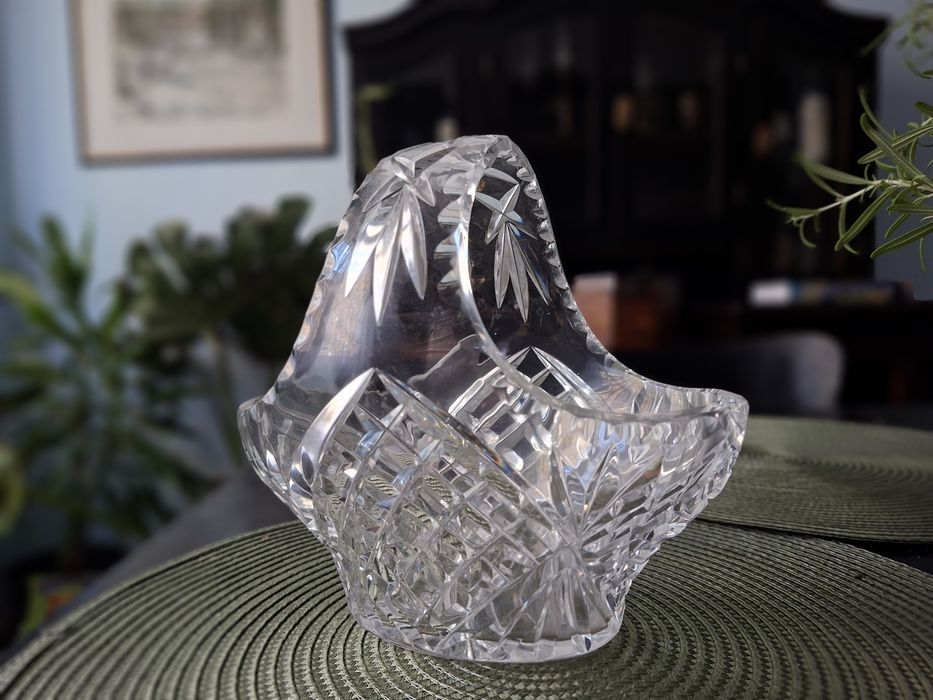 Декорация Ваза/кристална кошница