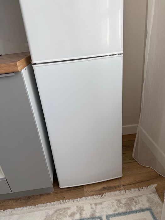 Холодильник Almagreen BCD-228 — новый, не использовался!