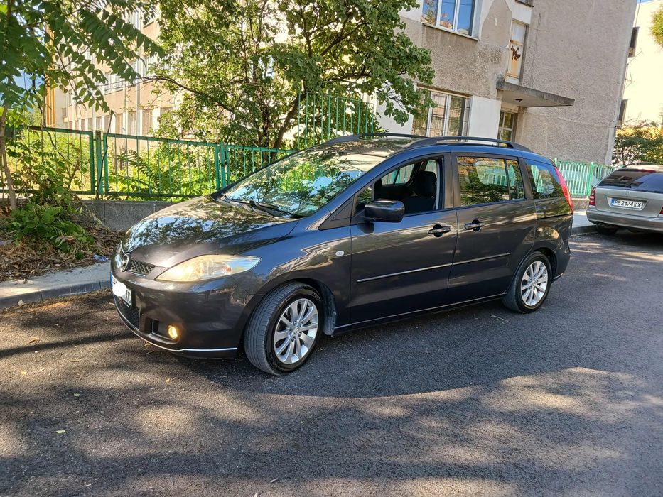 Продавам Мазда 5