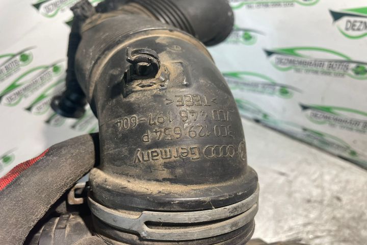 Carcasa filtru aer 3C0 129 654 P Volkswagen VW Passat B6