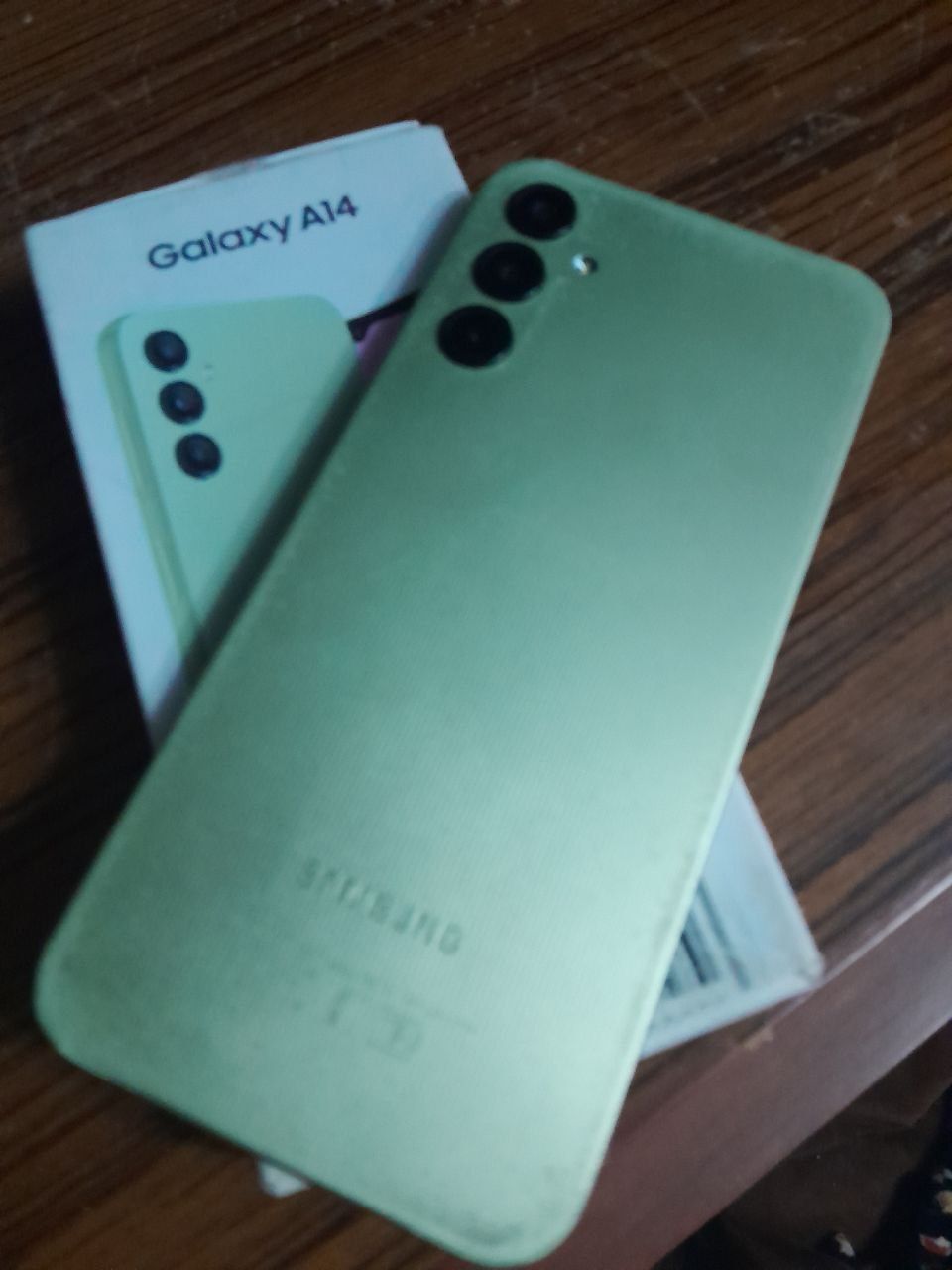 Samsung A14 yil 2024 dekabr