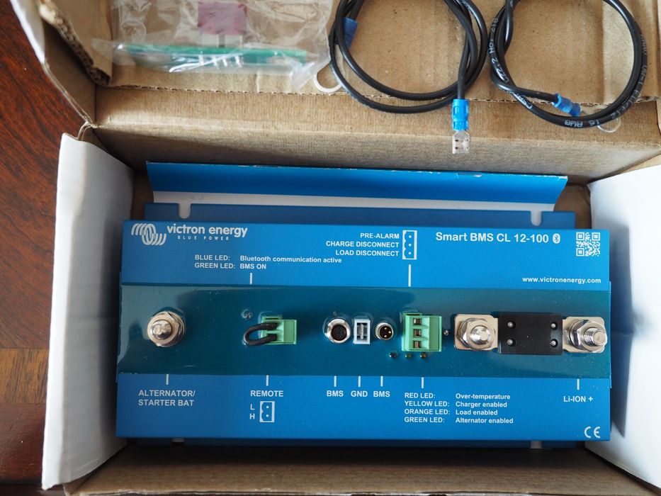 Smart BMS CL 12/100 cu accesorii - nou, în ambalajul original