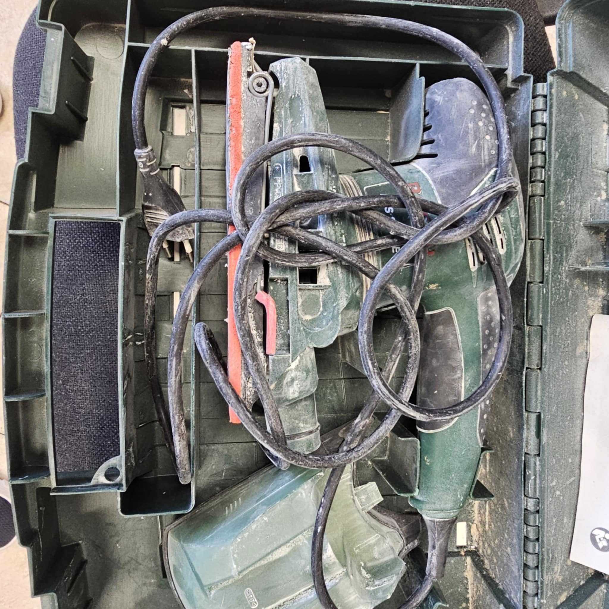 Виброшлайф Bosch PSS250A