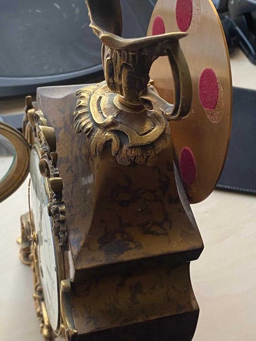 Ceas tip Semineu Hour Lavigne a Paris bronz si lemn