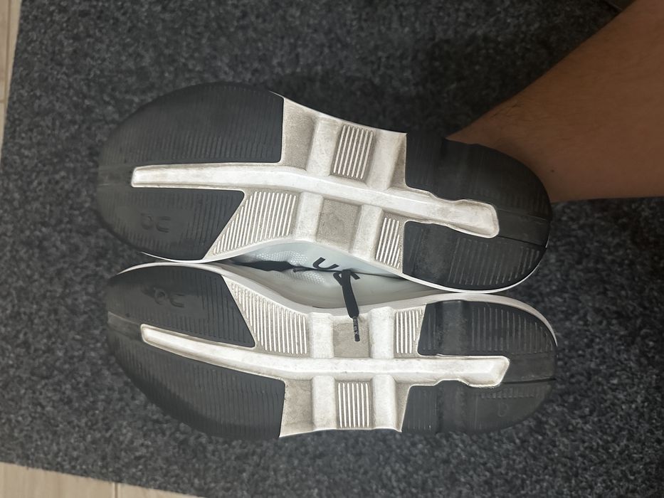 Adidasi On Cloudzone