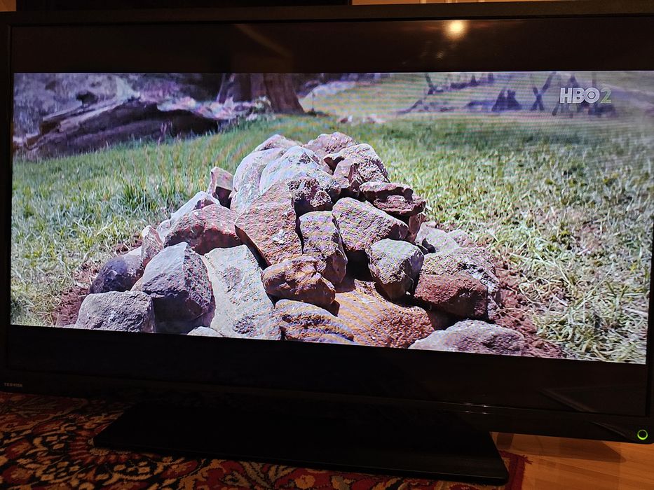 Телевизор Toshiba 40 инча