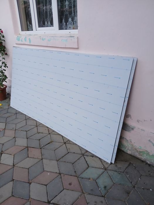 Vând tabla de aluminiu