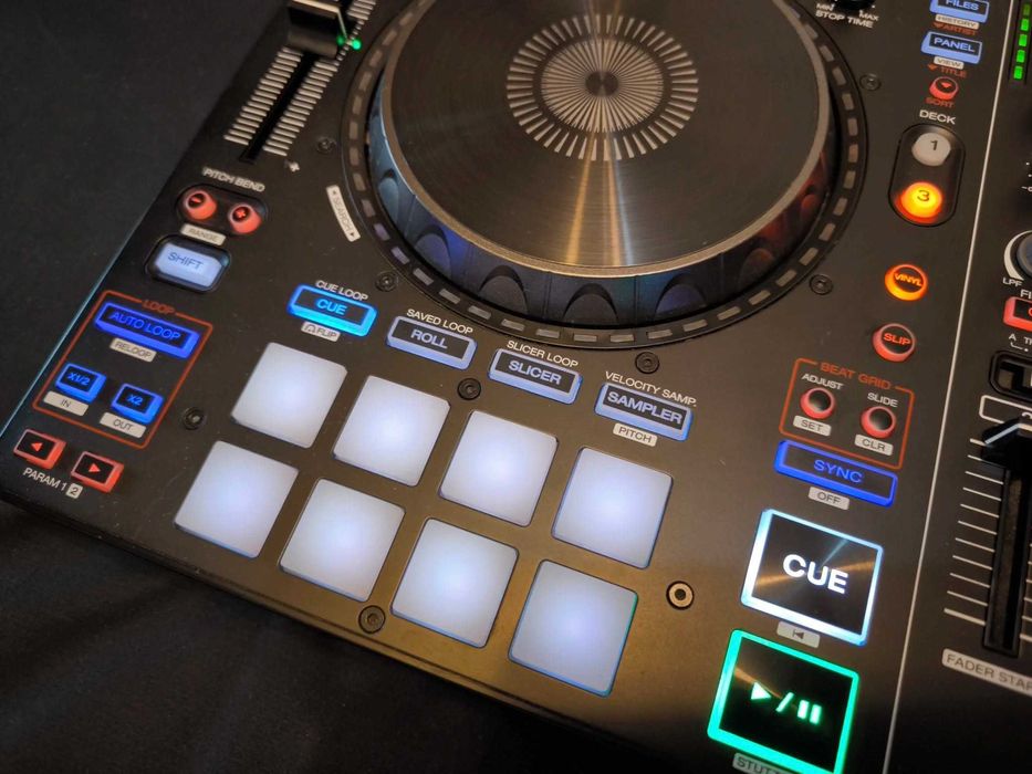 Consola DJ Denon mc 7000 mc7000