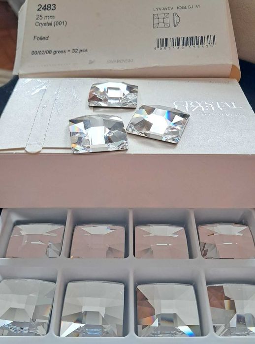 Оригинални Swarovski кристали за декорация и лепене, 25 мм