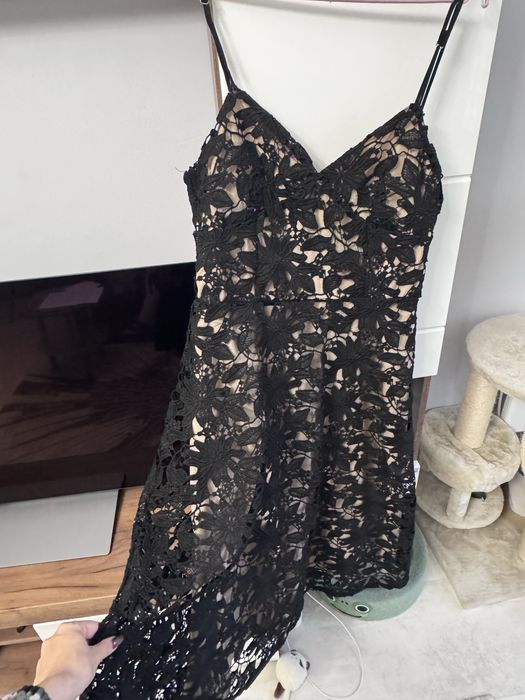 Официална рокля Mohito