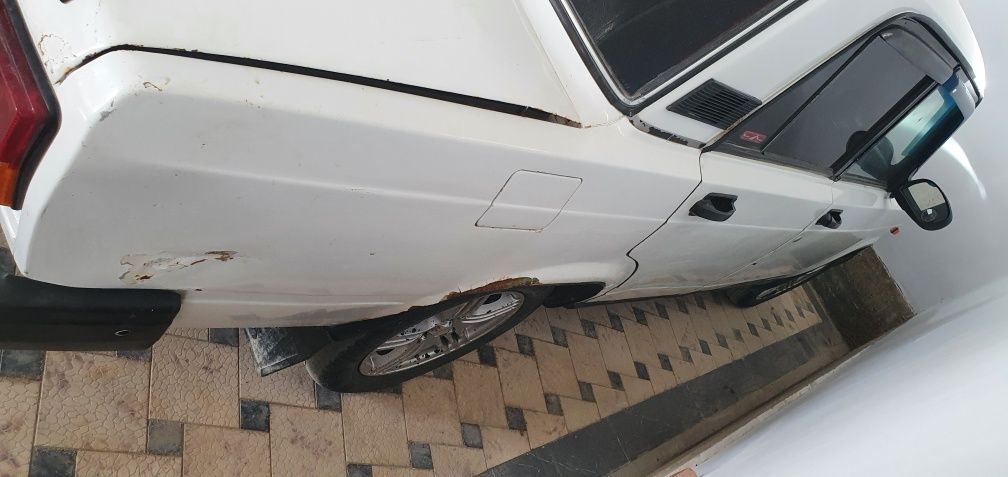 Vaz 21 07 oq 1984 yil benzin