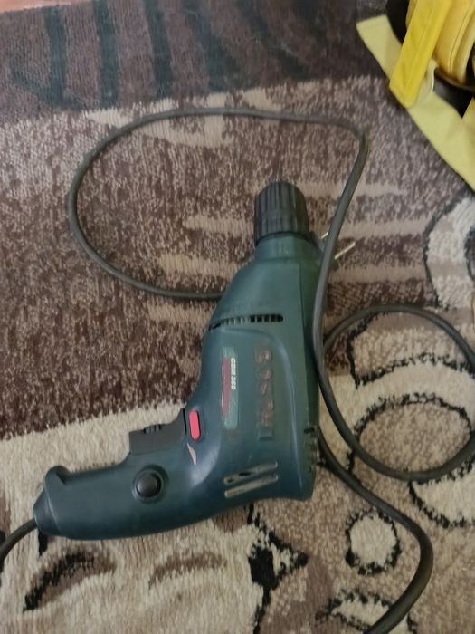 Продаю дрель состояние отличное