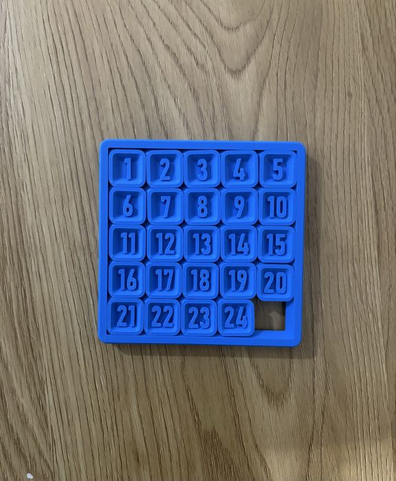 Slide puzzle  плъзгащ пъзел с 24 парчета 5х5