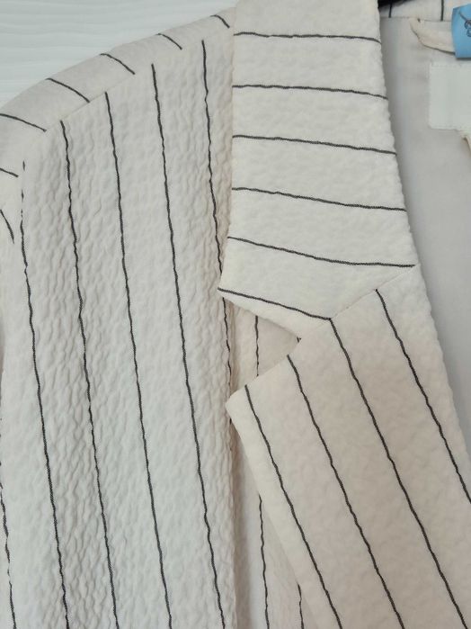 Vand sacou dama, subtire, H&M, clasic, mar. L, la 1 rand