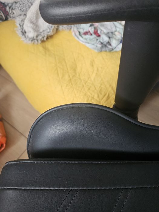 Геймърски стол DXRacer Prince