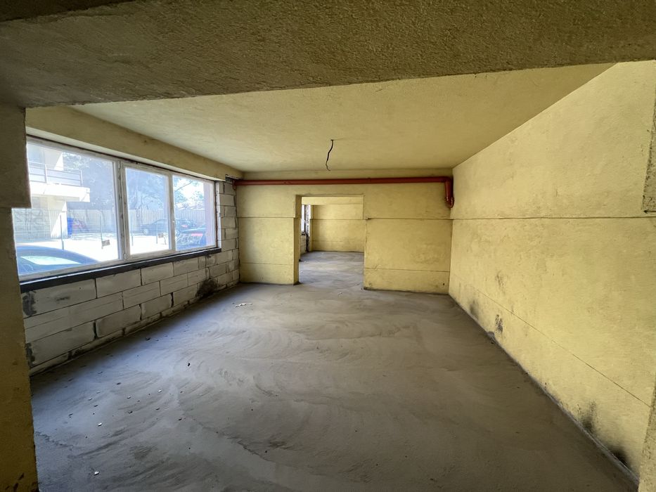 Spatiu de vanzare ( variante )