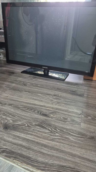 Продам телевизор Samsung