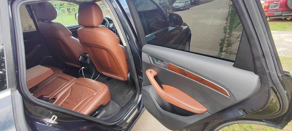 AUDI Q5 - Хибрид
