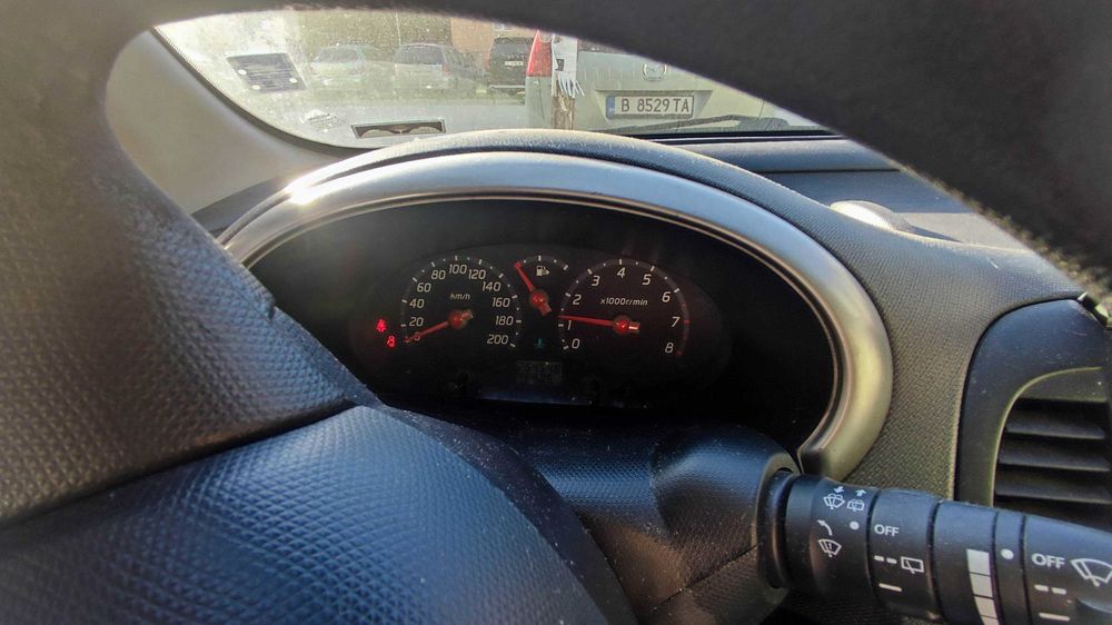 Нисан Микра К12 1.1 автомат