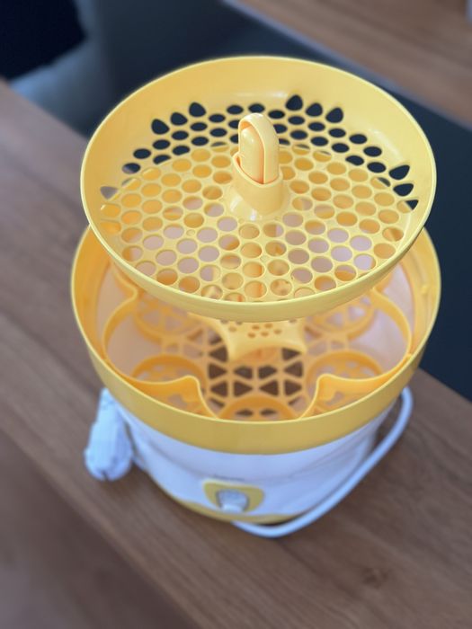 Sterilizator biberoane/suzete copii
