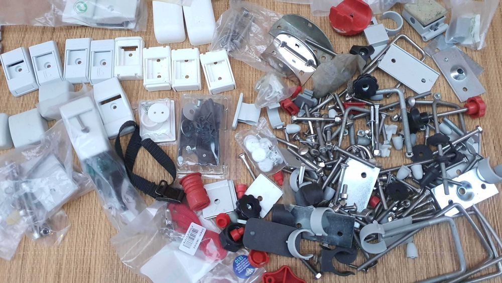 Thule, Omnistore , suporti pentru marchize,portbagaje de biciclete