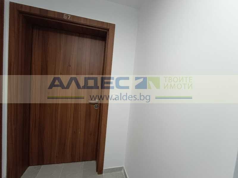 Продава се чисто нов тристаен ап. до бул. Ал. Стамболийски!