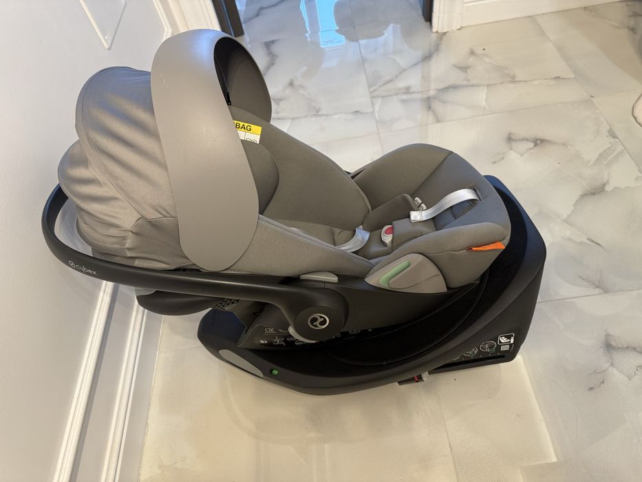 Vand scoica auto cybex cloud g i-size ca noua