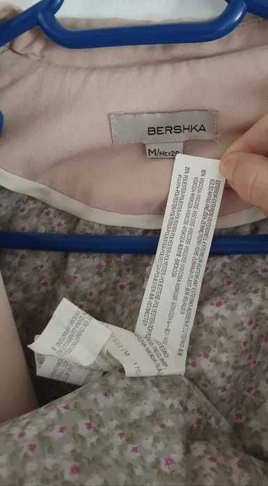 Sacou M Bershka, impecabil