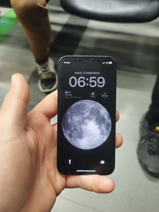 Vand sau schimb iphone 12 mini‼️