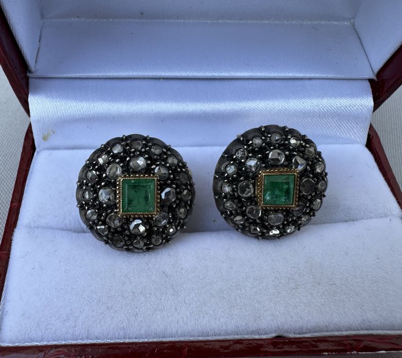 Cercei clips aur 14 k, argint, diamante si smarald