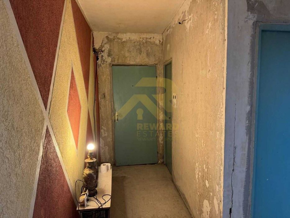 Продава се Тристаен апартамент в София, Света Троица - 62 кв.м за 1928 €/кв.м - Снимка #5