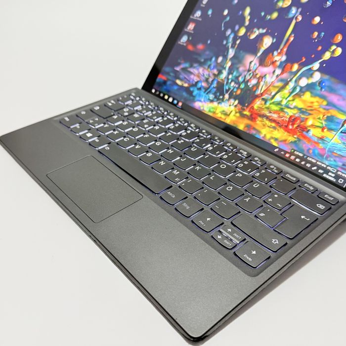 Lenovo MIIX 2in1/12.2” WUXGA Touch/i5-8250U/256GB NVMe/8GB DDR4