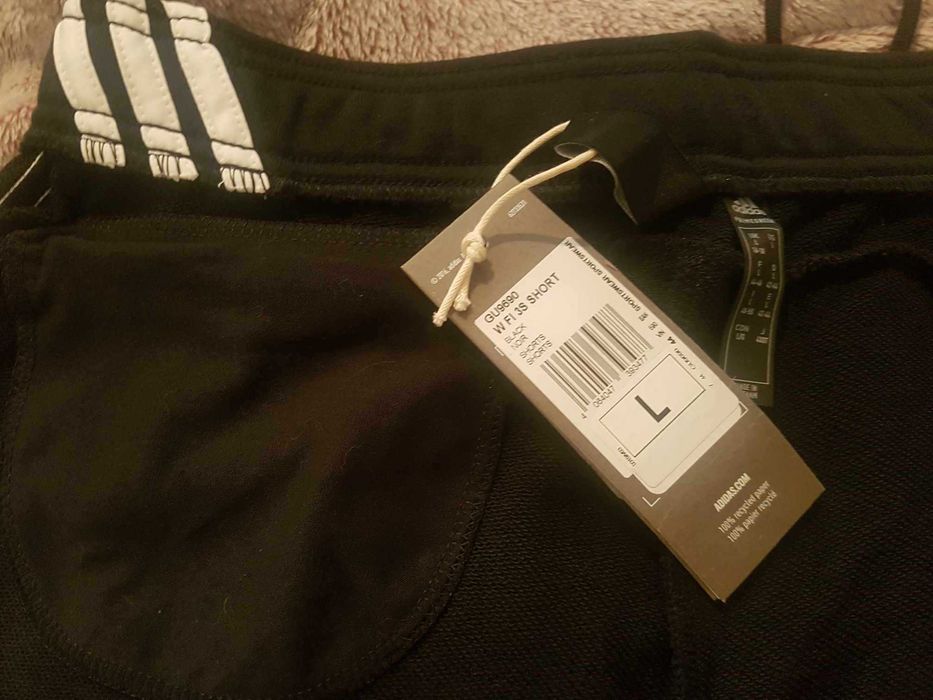 Pantaloni scurti dama Adidas Originals marimea L.- noi, cu eticheta