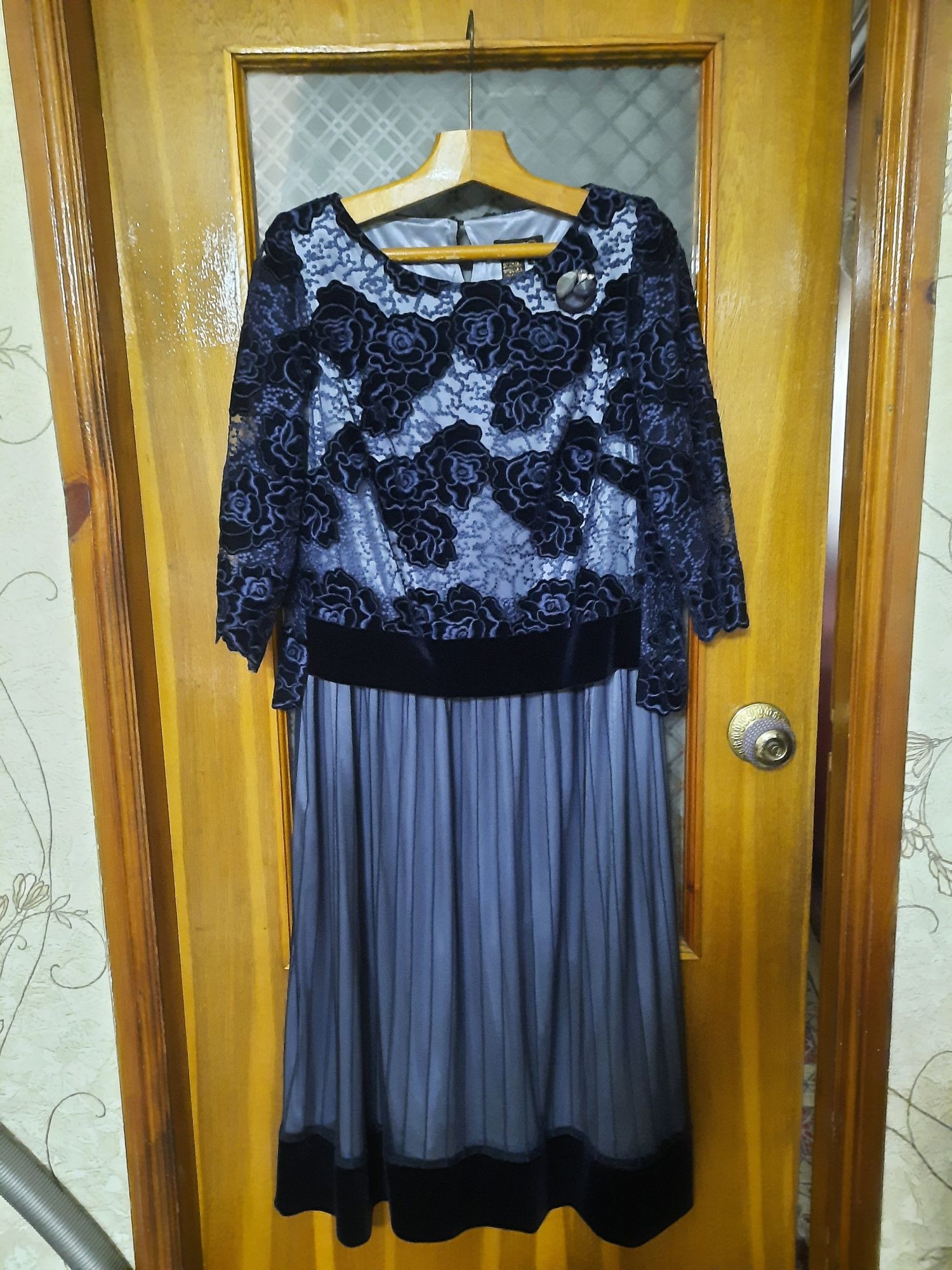 Платье женское комбинированный праздничное темно синего цвета
