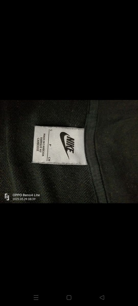 Hanorac Nike , negru stare buna