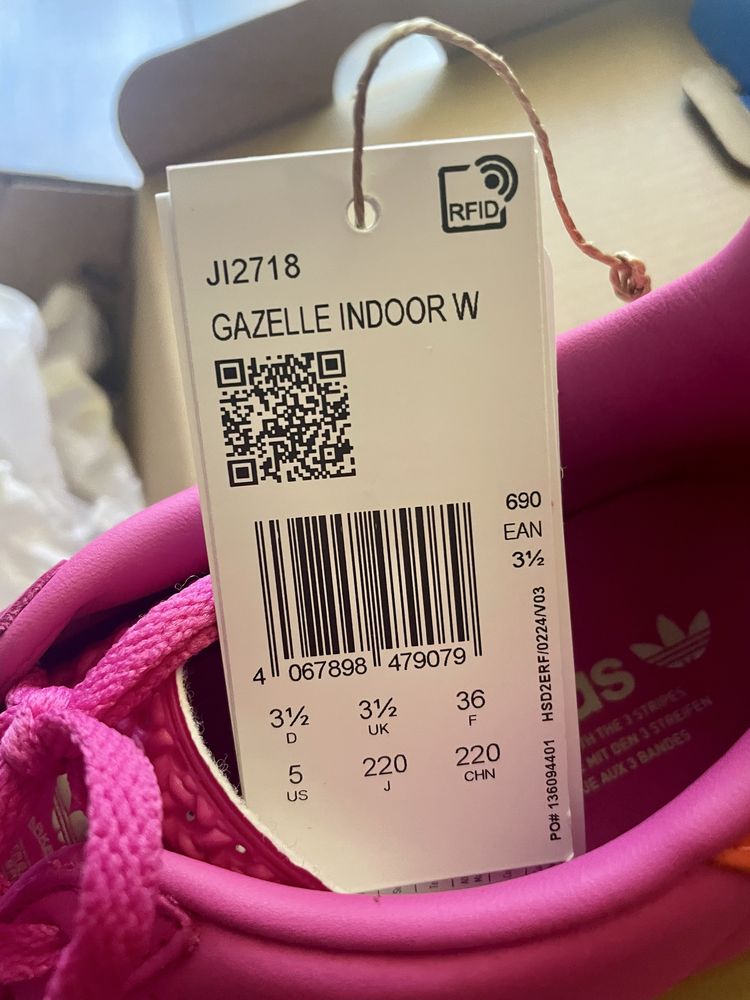 Gazelle Adidas Indoor