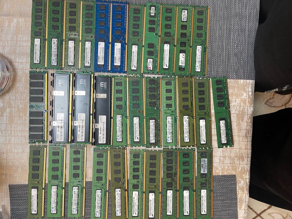 32 броя Рам памет / Ram dd3