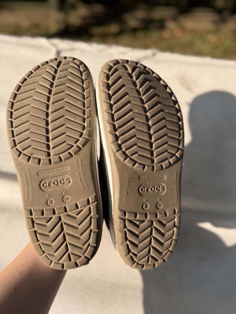 Slapi Crocs medicinali