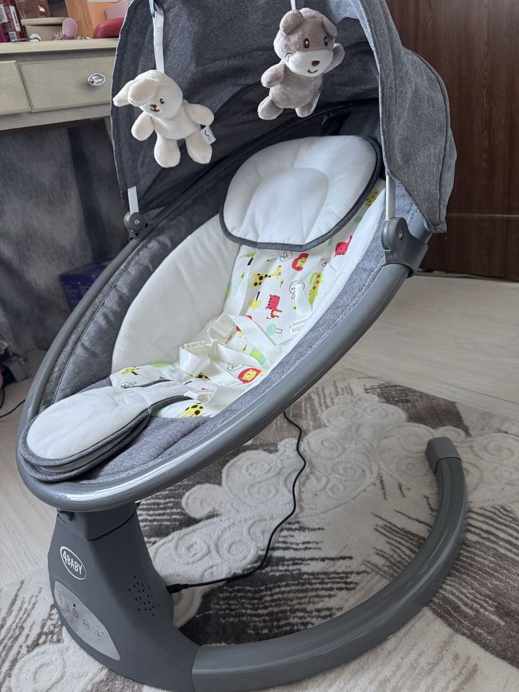 Leagăn Electric Muzical cu Telecomandă 4Baby