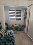 Vând apartament cu 3 camere, decomandat, 70 mp ,parter,bloc cărămidă,u