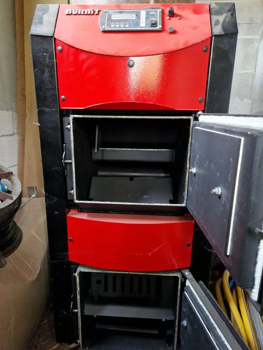 Vând centrală Burnit pe lemne și pereți de 30 kW