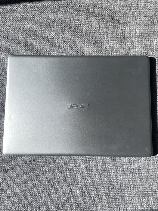 Продаю Acer Swift SF113-31