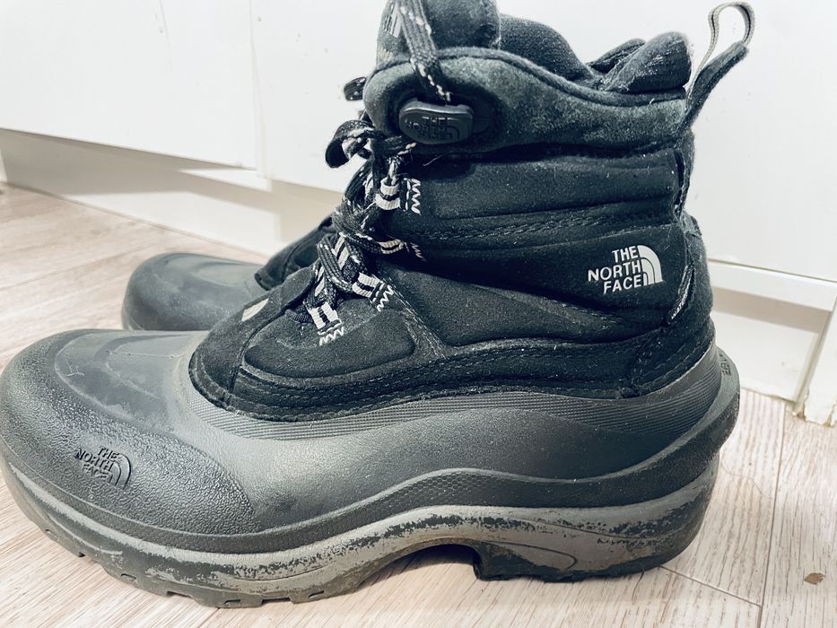 Продам оригинальные ботинки The North Face