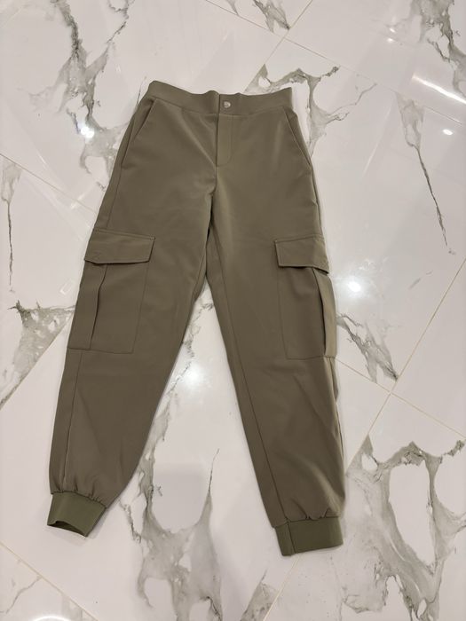 Спортен панталон Zara маслина