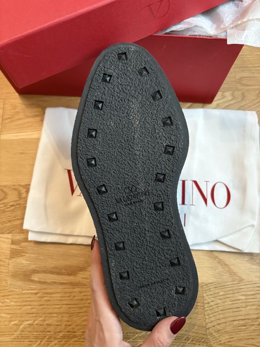 Оригинални обувки Valentino