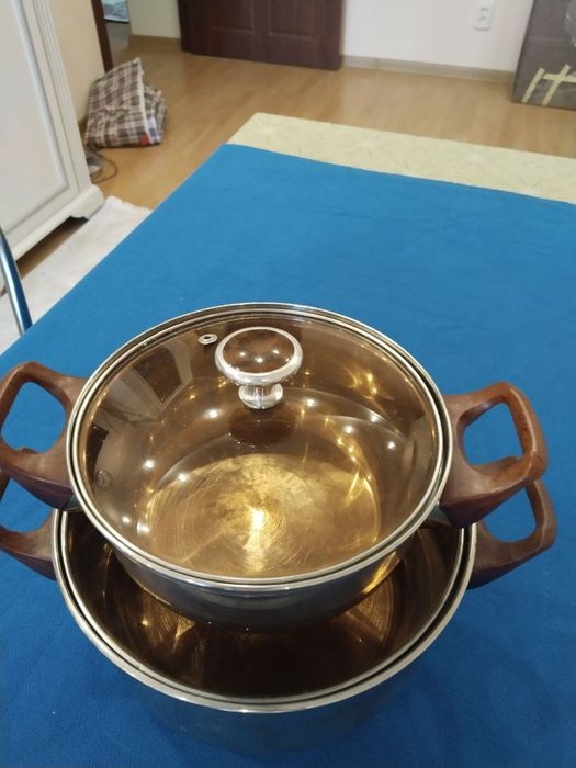 Набор из 2 кастрюль. Б/у 3л и 1 л
3л и 1л.