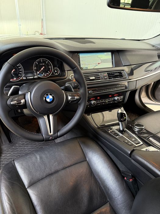 BMW 520 d xdrive Euro 6 automata bord digital volan M Navi mare